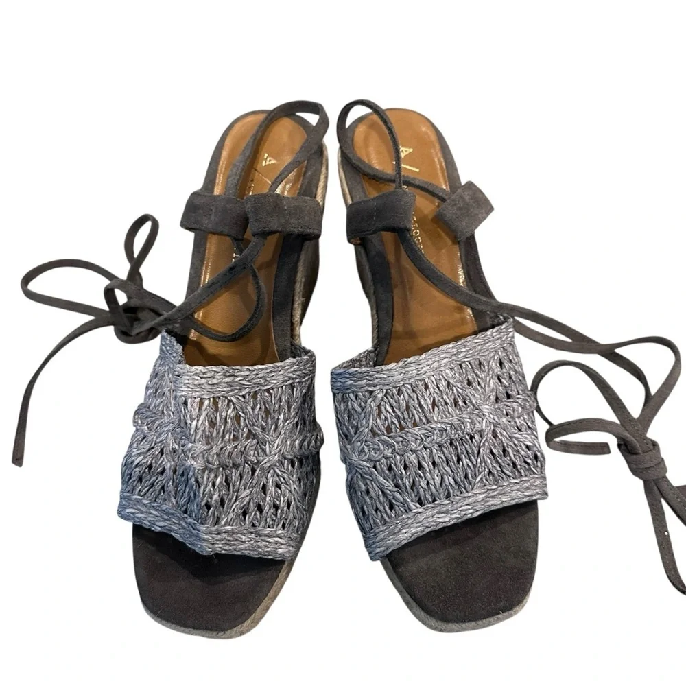 Anthropologie airy basket